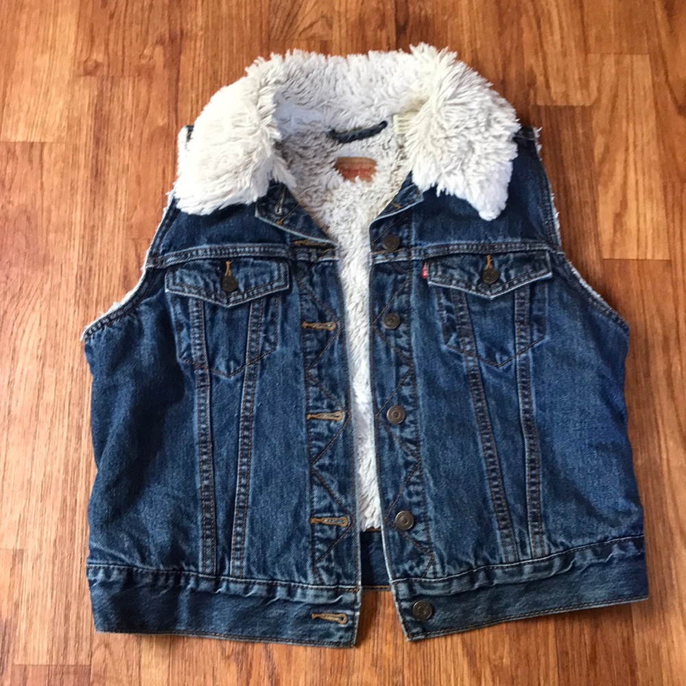 Levi’s denim Sherpa vest Medium